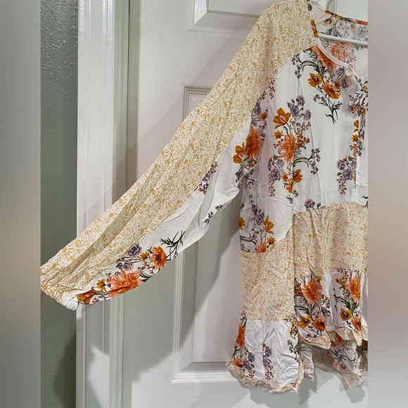 Bohemian White Floral Top Boutique Viscose Long Sleeve Flowy - Picture 3 of 9